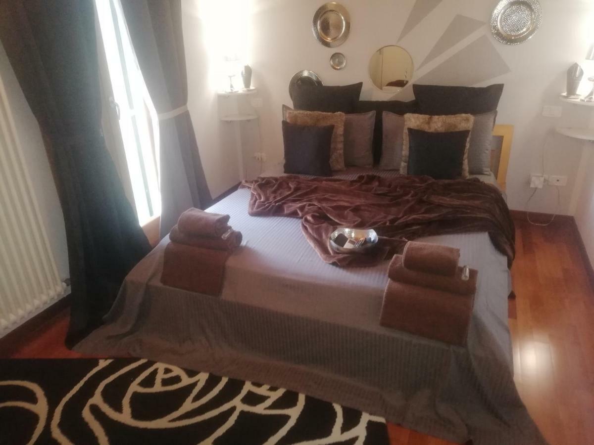 Garda House Sandra Bagian luar foto