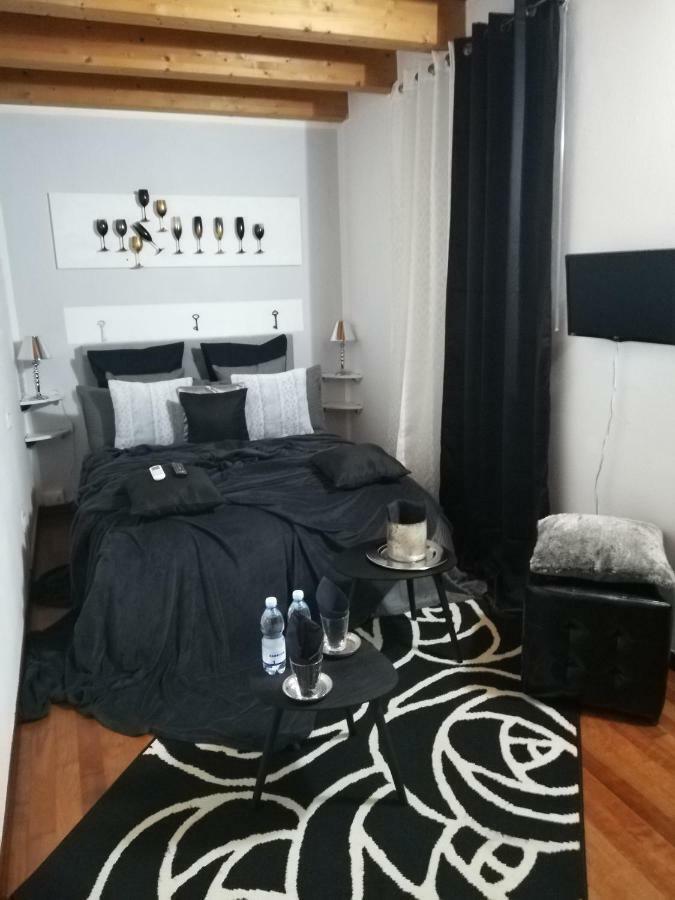 Garda House Sandra Ruang foto